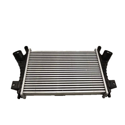 Personnaliser les intercoolers de camions légers avec radiateur de refroidissement par eau par ordinateur L1119003010A0