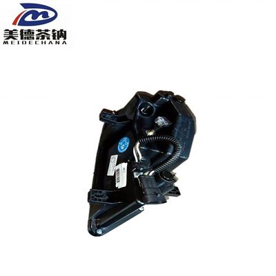 Lampe à brouillard avant OE NO. 4101-80-00367 Utilisée pour les pièces originales de bus Zhongtong