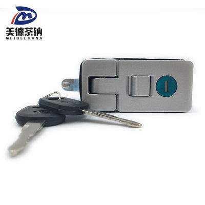 2007 année OE N° 82HA1-34130A Panneau de compression Fermeture à glissière pour porte de caravane