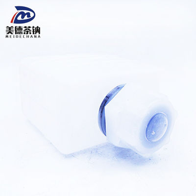 Montage de réservoirs de récupération de liquide de refroidissement conformément à la norme OE NO 1605-10-00304 pour pièces automobiles