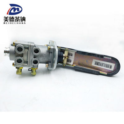 Pièces détachées de bus Taille standard Cylindre maître de frein 3514-10-00008 Valve de freinage silencieux