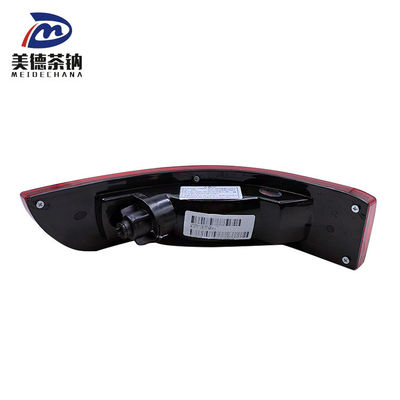 L'image montre les accessoires de la lampe d'autobus 37HA1-73200-AMP