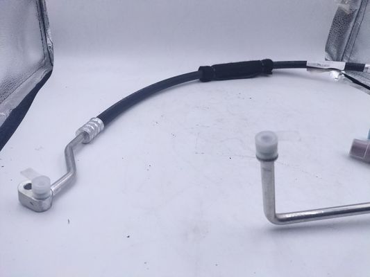 Réfrigérateur 8108130-1062-C00 Tube à haute pression flexible-condensateur OEM Taille standard