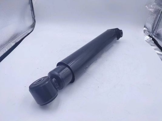 Assemblage de l'absorbeur de choc avant adapté aux exigences et à l'usage divers des clients