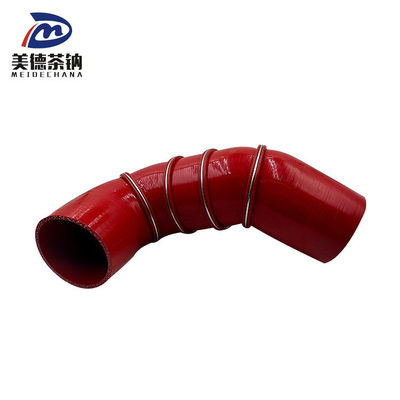 L'intercoolant est équipé d'un tuyau en silicone 1119-02211 avec construction en caoutchouc.