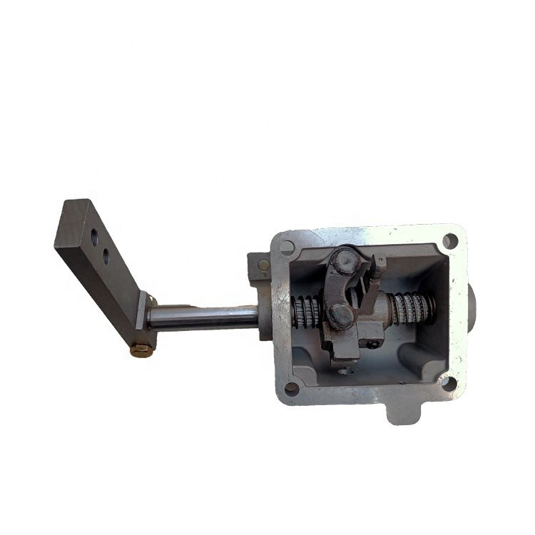 CA680-B-13 Pièces de rechange de boîtes de vitesses pour bus Assemblage de couvercle à double tige original destiné au marché