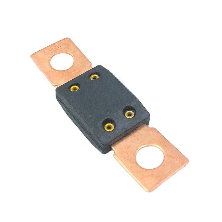 Performances stables Taille standard fusible boulon plat pour camions lourds Industrie automobile